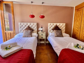 Hostal Nomadas by Gloove